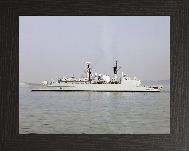 HMS Campbeltown (F86) Royal Navy Type 22 Frigate Port Beam Photo Print Wall Art Decor Posters, Prints, & Visual Artwork Hampshire Prints 10 x 8 Black Frame No