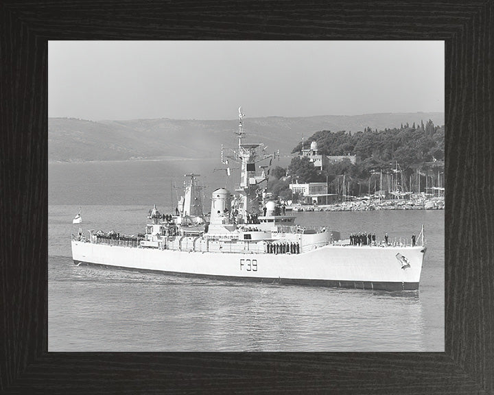 HMS Naiad F39 | Photo Print | Framed Print | Poster | Leander Class | Frigate | Royal Navy Hampshire Prints
