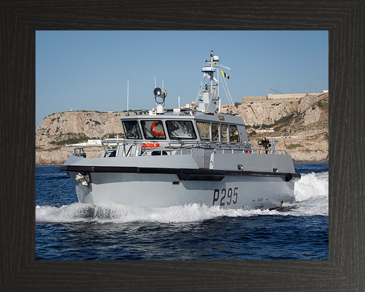 HMS Cutlass (P295) Photo Print - Underway - Royal Navy Cutlass Class Patrol Vessel Hampshire Prints 10 x 8 Black Frame No