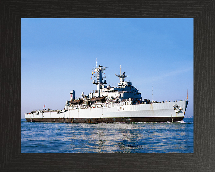 HMS Fearless L10 Royal Navy Fearless class amphibious ship Photo Print or Framed Print - Hampshire Prints