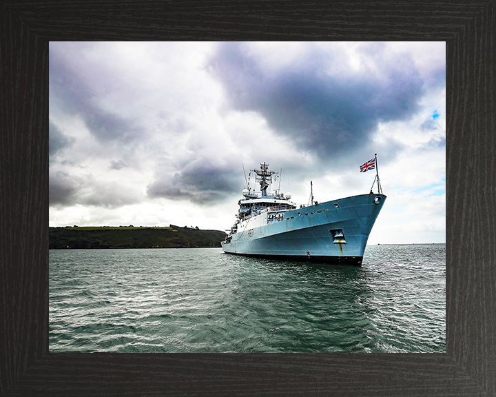 HMS Echo (H87) Royal Navy Echo Class Survey Vessel At Anchor Photo Print Wall Art Decor Posters, Prints, & Visual Artwork Hampshire Prints 10 x 8 Black Frame No