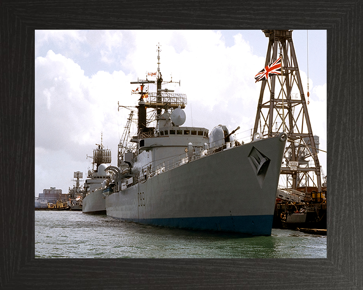 HMS Exeter D89 | Photo Print | Framed Print | Poster | Type 42 | Destroyer | Royal Navy Hampshire Prints