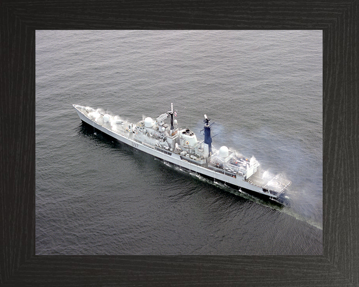 HMS Edinburgh (D97) Royal Navy Type 42 Destroyer Pre Wetting Photo Print Wall Art Decor Posters, Prints, & Visual Artwork Hampshire Prints 10 x 8 Black Frame No