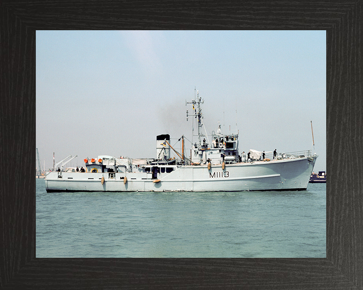 HMS Brereton (M1113) Royal Navy Ton Class Minesweeper Coming Alongside Photo Print Wall Art Decor Posters, Prints, & Visual Artwork Hampshire Prints 10 x 8 Black Frame No