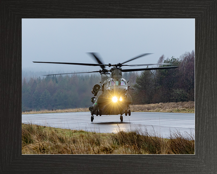 RAF Chinook Helicopter Landing at Dusk 2026 Photo Print Royal Air Force Aircraft Wall Art Aviation Decor Posters, Prints, & Visual Artwork Hampshire Prints 10 x 8 Black Frame No