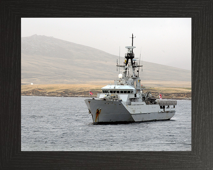 HMS Clyde (P257) Royal Navy River Class Patrol Vessel At Anchor 2010 Photo Print Wall Art Decor Posters, Prints, & Visual Artwork Hampshire Prints 10 x 8 Black Frame No