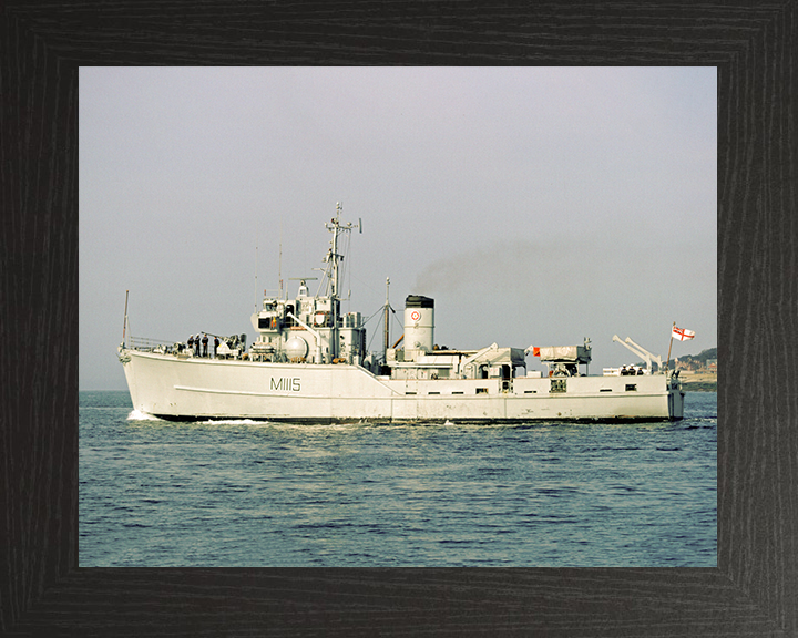 HMS Bronington (M1115) Royal Navy Ton Class Minesweeper Port Side View Photo Print Wall Art Decor Posters, Prints, & Visual Artwork Hampshire Prints 10 x 8 Black Frame No