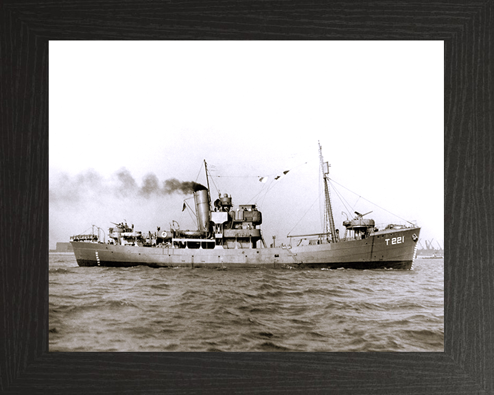 HMS Portsdown (T221) Photo Print - At Sea 1942 - Royal Navy Hills Class Trawler Posters, Prints, & Visual Artwork Hampshire Prints 10 x 8 Black Frame No