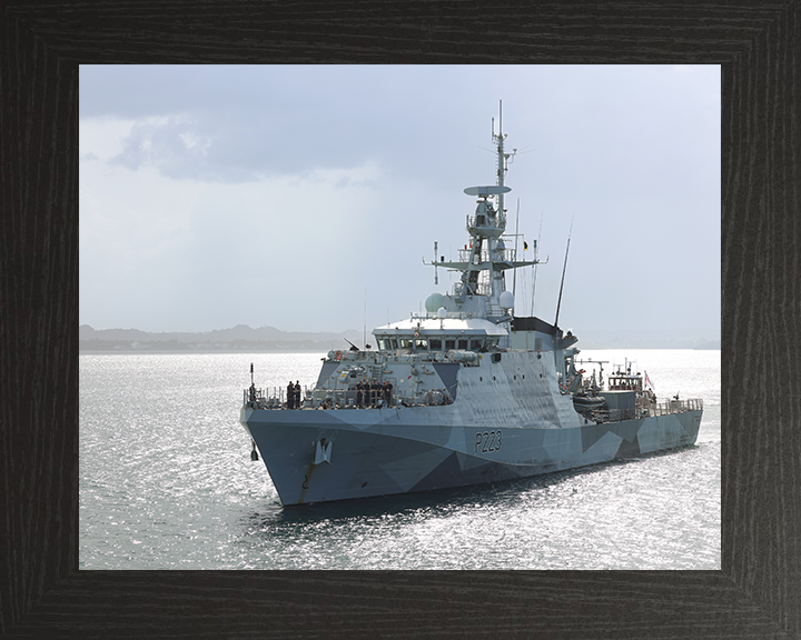 HMS Medway (P223) Photo Print - Entering Harbour 2025 - Royal Navy River Class Patrol Vessel Hampshire Prints 10 x 8 Black Frame No