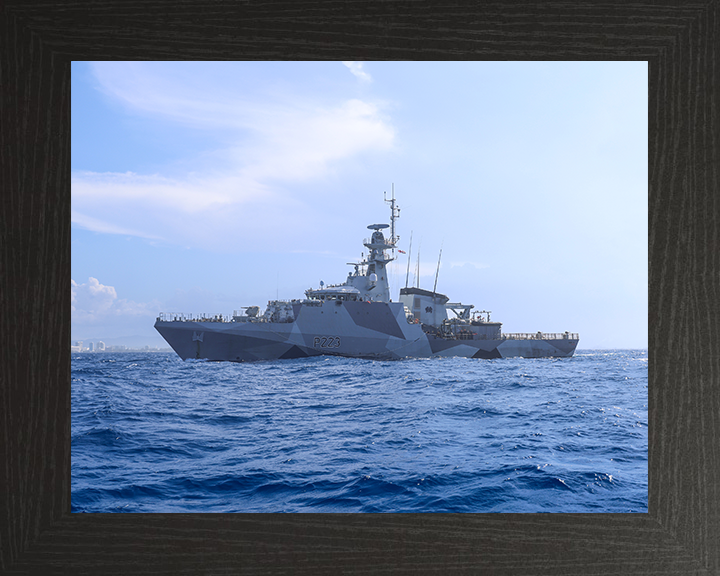 HMS Medway (P223) Photo Print - Puerto Rico 2025 - Royal Navy River Class Patrol Vessel Hampshire Prints 10 x 8 Black Frame No