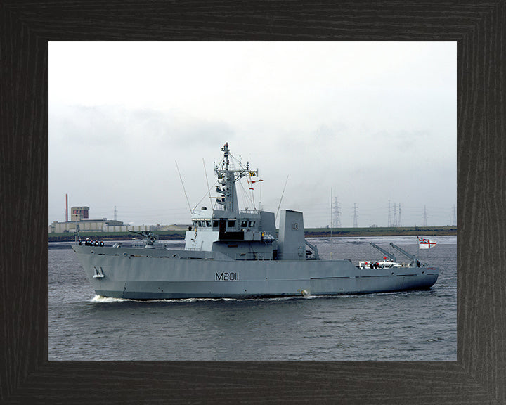 HMS Orwell M2011 Royal Navy River class minesweeper Photo Print or Framed Print - Hampshire Prints