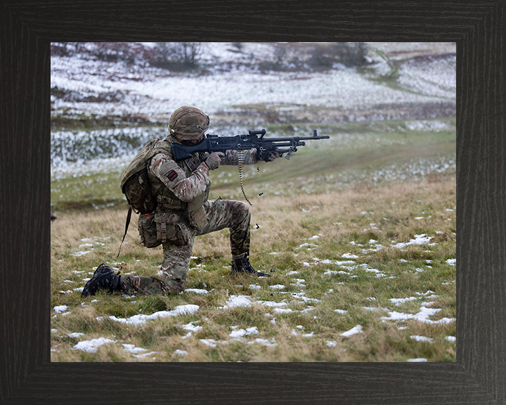 Rifleman kneeling and firing a GPMG Photo Print - British Army Hampshire Prints 10 x 8 Black Frame No