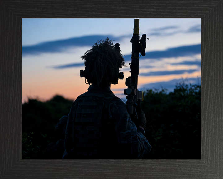 Royal Marines Sunset Silhouette - 40 Commando Hampshire Prints 10 x 8 Black Frame No