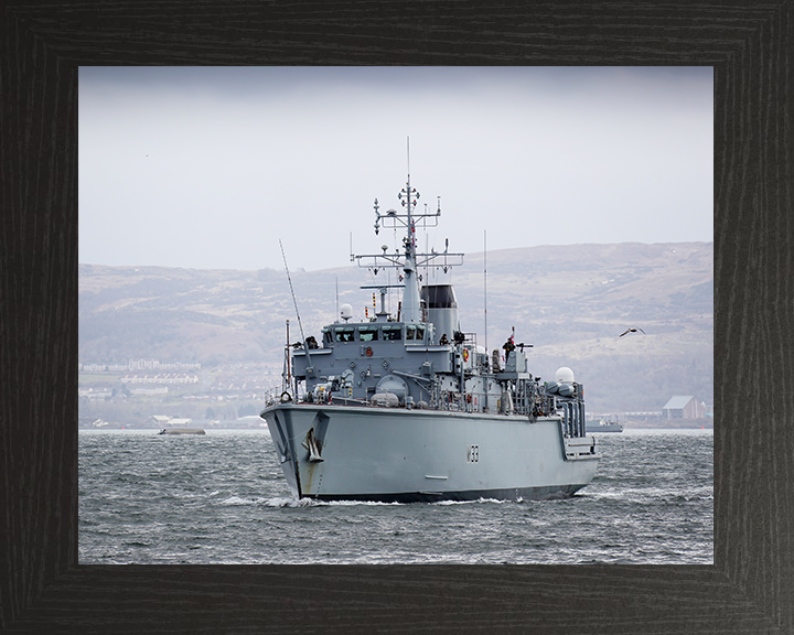 HMS Brocklesby (M33) Royal Navy Hunt Class Mine Warfare Vessel Port Bow View Photo Print Wall Art Decor Posters, Prints, & Visual Artwork Hampshire Prints 10 x 8 Black Frame No