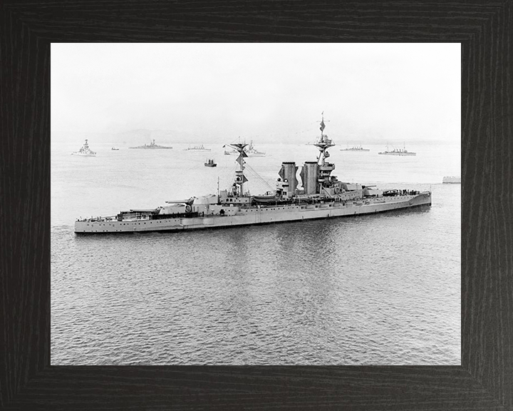 HMS Barham (04) Royal Navy Queen Elizabeth Class Battleship Scapa Flow 1917 Photo Print Wall Art Decor Posters, Prints, & Visual Artwork Hampshire Prints 10 x 8 Black Frame No