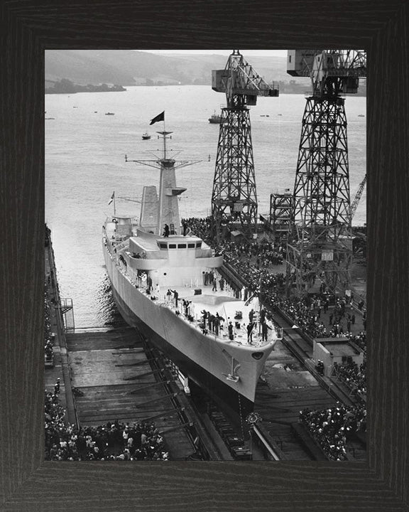HMS Scylla F71 | Photo Print | Framed Print | Leander Class | Frigate | Royal Navy Hampshire Prints