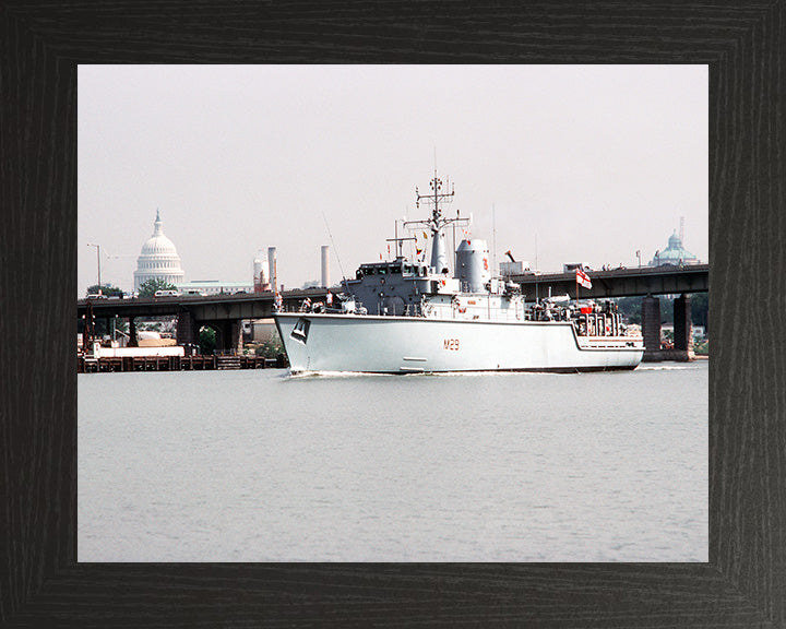 HMS Brecon M29 Royal Navy Hunt class mine countermeasures vessel Photo Print or Framed Print - Hampshire Prints