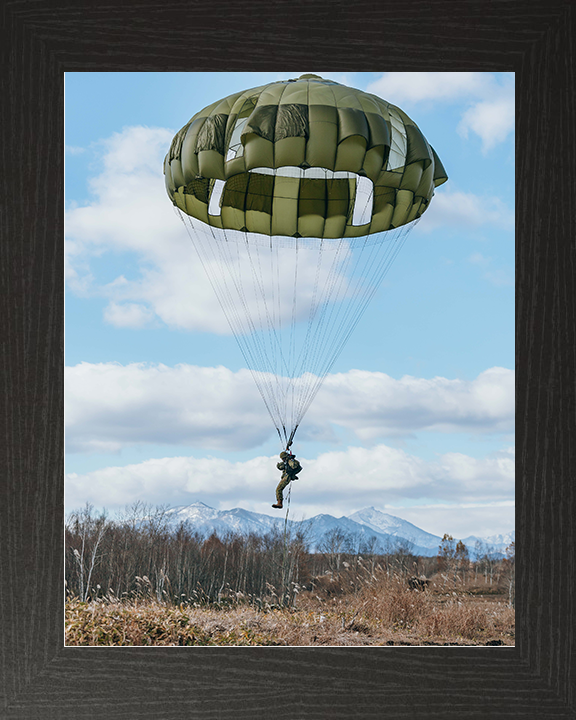 British Army Parachute Regiment Soldier Parachuting Japan 2025 Photo Print Wall Art Military Decor Posters, Prints, & Visual Artwork Hampshire Prints 10 x 8 Black Frame No