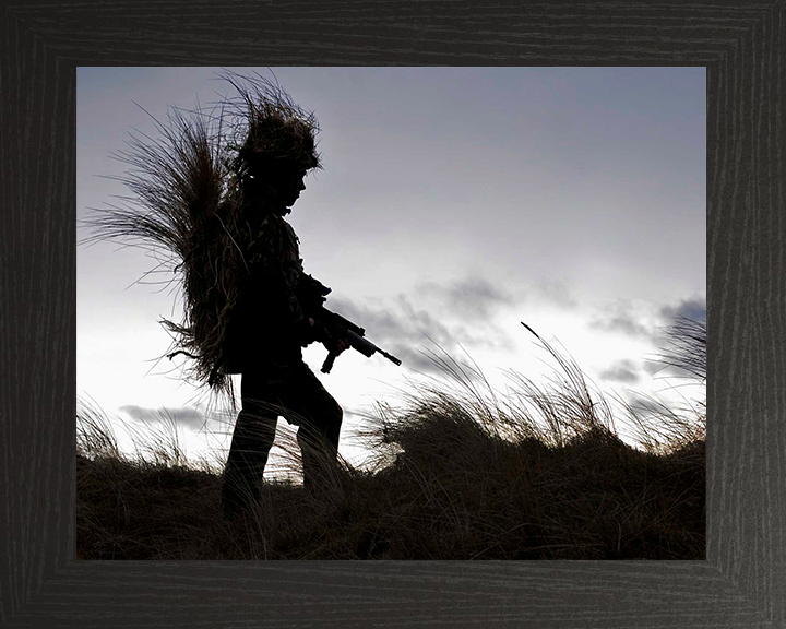 RAF Regiment Gunner Silhouette Photo Print - Royal Air Force Hampshire Prints 10 x 8 Black Frame No