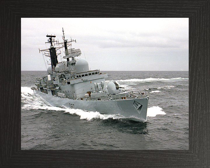 HMS Newcastle (D87) Photo Print - Underway 1999 - Royal Navy Type 42 Destroyer