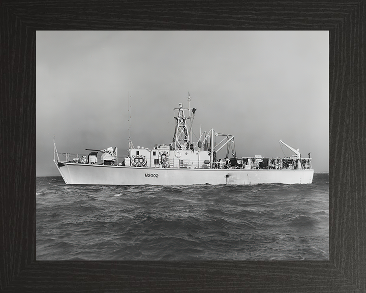 HMS Aveley (M2002) Royal Navy Ley Class Minesweeper Port Side View Photo Print Wall Art Decor Posters, Prints, & Visual Artwork Hampshire Prints 10 x 8 Black Frame No
