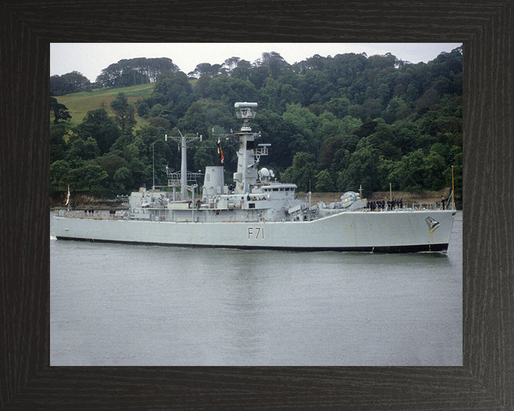 HMS Scylla F71 | Photo Print | Framed Print | Leander Class | Frigate | Royal Navy Hampshire Prints
