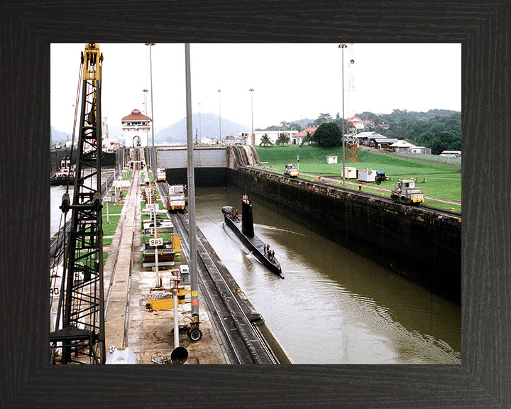 HMS Ocelot S17 Royal Navy Oberon class Submarine Photo Print or Framed Print - Hampshire Prints