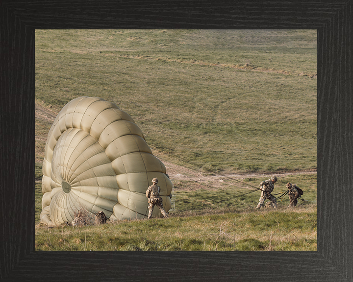 British Army Paratroopers Recover Their Canopies Photo Print Wall Art Military Decor Poster Posters, Prints, & Visual Artwork Hampshire Prints 10 x 8 Black Frame No