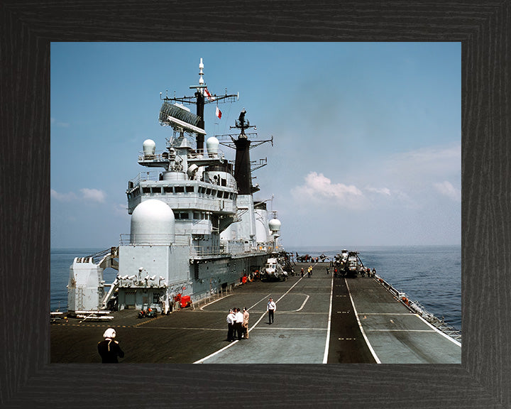 HMS Invincible R05 | Photo Print | Framed Print | Invincible Class | Aircraft Carrier | Royal Navy Hampshire Prints