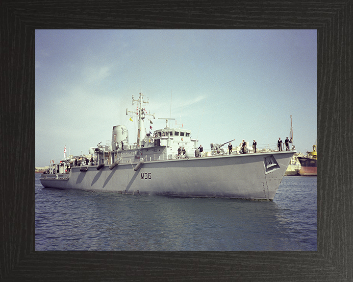 HMS Bicester (M36) Royal Navy Hunt Class Mine Warfare Vessel Entering Harbour Photo Print Wall Art Decor Posters, Prints, & Visual Artwork Hampshire Prints 10 x 8 Black Frame No