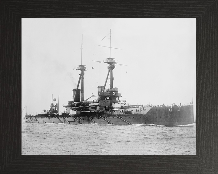 HMS Bellerophon (1907) Royal Navy Bellerophon Class Dreadnought Starboard View Photo Print Wall Art Decor Posters, Prints, & Visual Artwork Hampshire Prints 10 x 8 Black Frame No