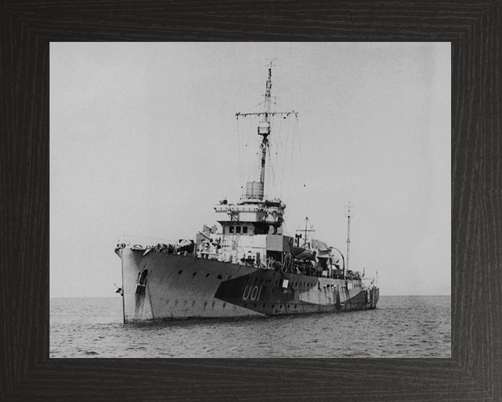 HMS Bridgewater (U01) Photo Print - at Sea 1942 - Royal Navy Bridgewater Class Sloop Posters, Prints, & Visual Artwork Hampshire Prints 10 x 8 Black Frame No