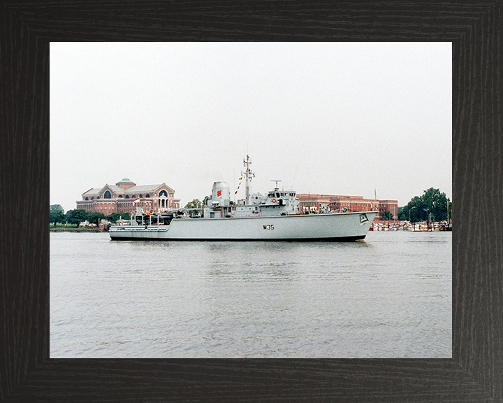 HMS Dulverton (M35) Royal Navy Hunt Class Mine Warfare Vessel Washington Photo Print Wall Art Decor Posters, Prints, & Visual Artwork Hampshire Prints 10 x 8 Black Frame No