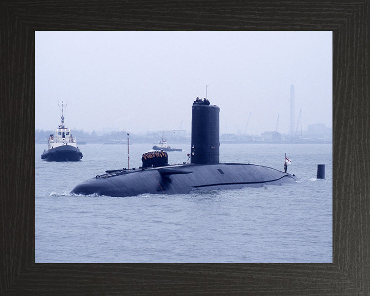 HMS Conqueror S48 Royal Navy Churchill class Submarine Photo Print or Framed Print - Hampshire Prints