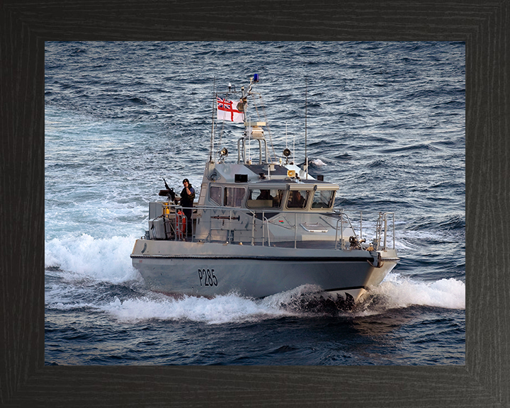 HMS Sabre P285 | Photo Print | Framed Print | Scimitar Class | Fast Patrol Vessel | Royal Navy Hampshire Prints