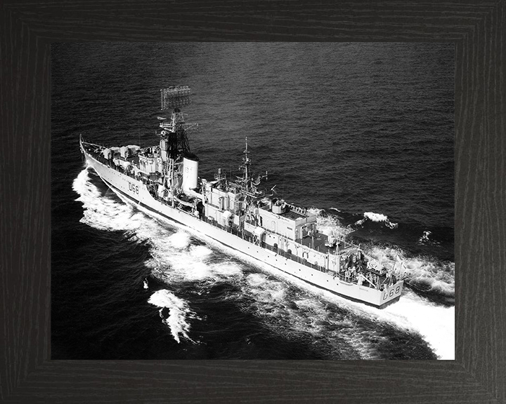 HMS Barrosa (D68) Photo Print - At Sea 1962 - Royal Navy Battle Class Destroyer Posters, Prints, & Visual Artwork Hampshire Prints 10 x 8 Black Frame No