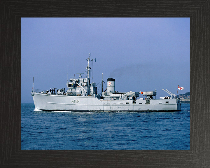 HMS Bronington M1115 | Photo Print | Framed Print | Ton Class | Minesweeper | Royal Navy Hampshire Prints