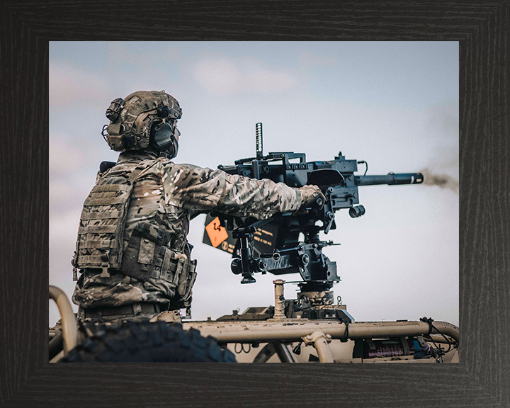Soldier Firing a Grenade Machine Gun Photo Print - British Army Hampshire Prints 10 x 8 Black Frame No