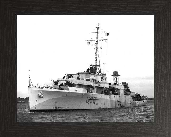 HMS Magpie (U82) Photo Print - at sea - Royal Navy Black Swan Class Sloop Posters, Prints, & Visual Artwork Hampshire Prints 10 x 8 Black Frame No