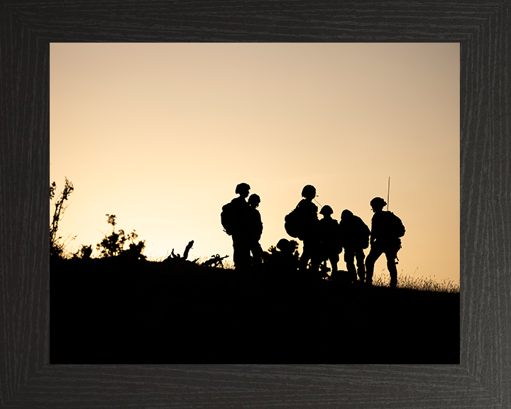 Soldier Silhouettes Photo Print - British Army Hampshire Prints 10 x 8 Black Frame No