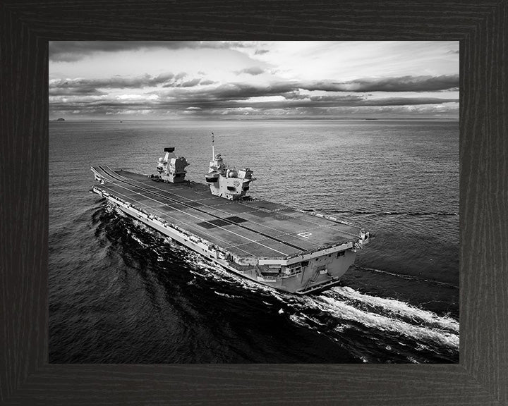 HMS Prince of Wales R09 | Photo Print | Framed Print | Queen Elizabeth Class | Aircraft Carrier | Royal Navy Hampshire Prints