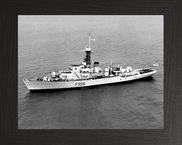 HMS Tintagel Castle K399 Royal Navy Castle class corvette Photo Print or Framed Print - Hampshire Prints