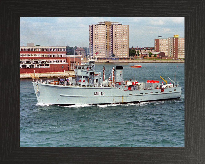 HMS Alfriston M1103 | Photo Print | Framed Print | Ton Class | Minesweeper | Royal Navy Hampshire Prints
