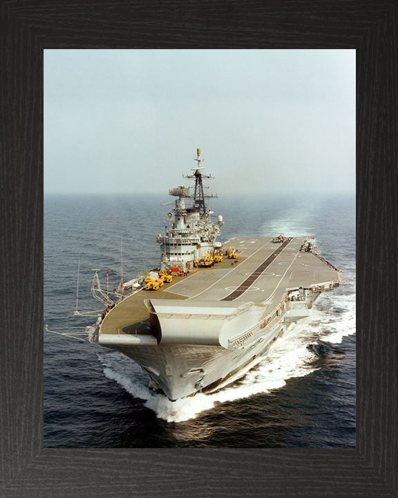 HMS Hermes R12 | Photo Print | Framed Print | Centaur Class | Aircraft Carrier | Royal Navy Hampshire Prints