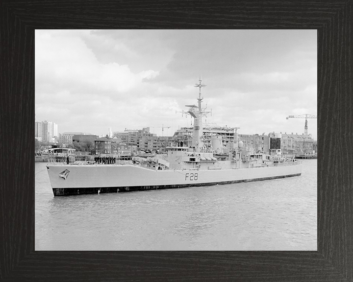 HMS Cleopatra (F28) Royal Navy Leander Class Frigate Entering Port Photo Print Wall Art Decor Posters, Prints, & Visual Artwork Hampshire Prints 10 x 8 Black Frame No