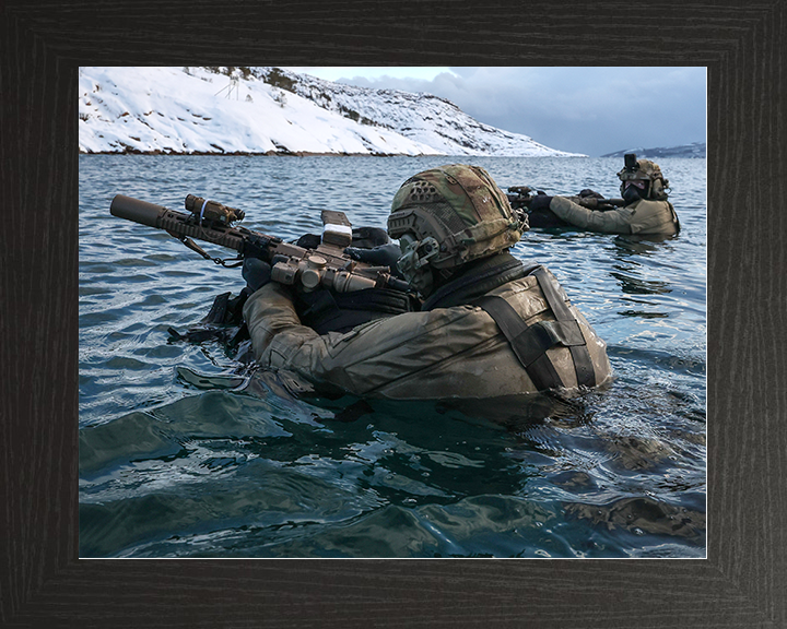 Royal Marines beach assault Wading to shore Photo Print 30 Commando Wall Art Military Decor Poster Posters, Prints, & Visual Artwork Hampshire Prints 10 x 8 Black Frame No