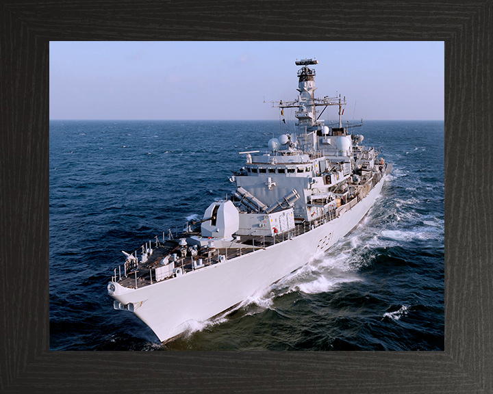 HMS Argyll (F231) Photo Print - Middle East 2009 - Royal Navy Type 23 Frigate Hampshire Prints 10 x 8 Black Frame No
