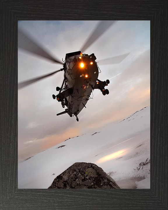 Sea King HC Mark 4 Helicopter Landing 2009 Photo Print - Royal Navy Aircraft Posters, Prints, & Visual Artwork Hampshire Prints 10 x 8 Black Frame No