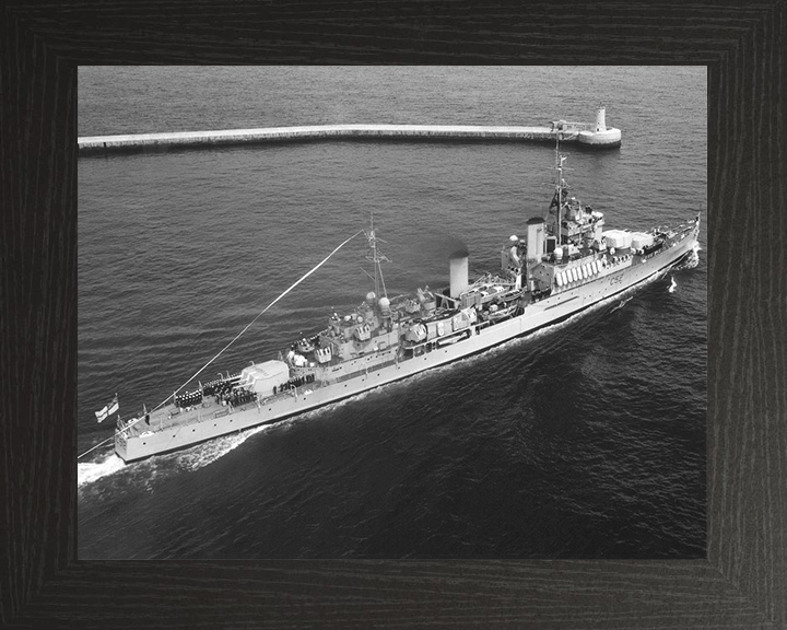 HMS Bermuda (52) Royal Navy Fiji Class Light Cruiser Paying Off Photo Print Wall Art Decor Posters, Prints, & Visual Artwork Hampshire Prints 10 x 8 Black Frame No