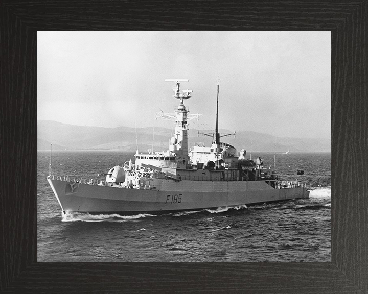 HMS Avenger (F185) Royal Navy Type 21 Frigate During Trials 1977 Photo Print Wall Art Decor Posters, Prints, & Visual Artwork Hampshire Prints 10 x 8 Black Frame No